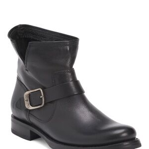 Frye Elegant Black Leather Veronica Booties